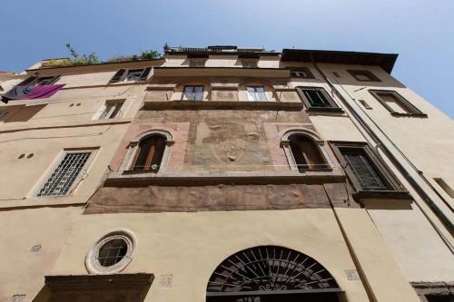Campo de fiori charm apartment - Tap to explore photos