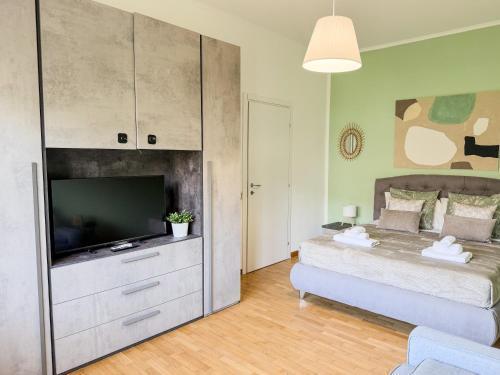 NEW! Vatican Domizia Apartment - Tap to explore photos