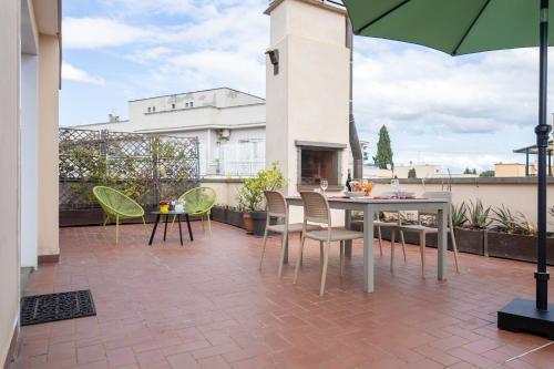 Appartamento con terrazzo - vicino centro di Roma