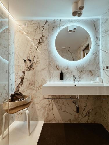 Residenza Imperiale Superior - Tap to explore photos