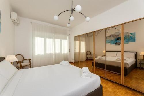 Presidential Vatican Palace II Room Type - Double Room with Shared Bathroom Presidential Vatican Palace II Room Type - Double Room with Shared Bathroom