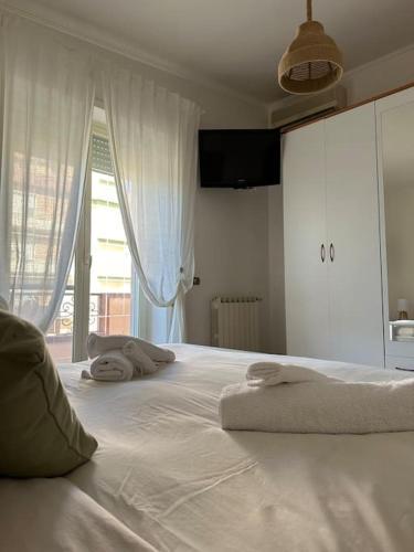 Carrie’s Home - Roma Fiumicino - Tap to explore photos