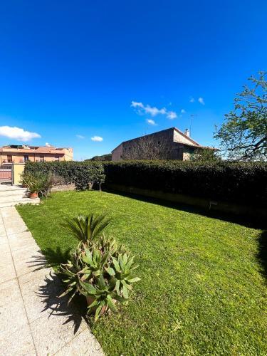 Appartamento tra il borgo e il lago Room Type - Two-Bedroom House
