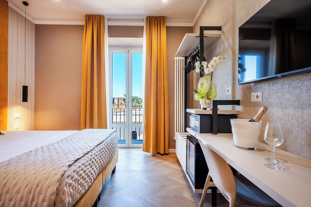 Colonna Inn Room Type - Panoramic Double or Twin Room, Balcony