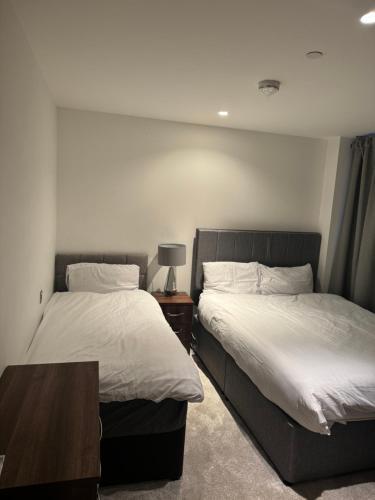 Luxury property in Paddington - Tap to explore photos