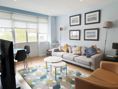 Luxury Flat in Marleybone - Tap to explore photos