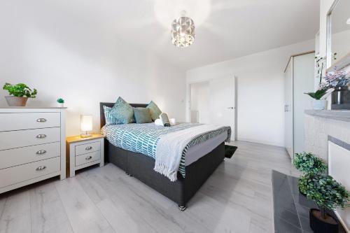 Central London Four-Bedroom Luxury Living - Westminster & Vauxhall - Tap to explore photos