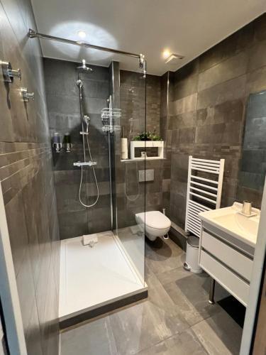 Superbe appartement proche du Marais - Tap to explore photos