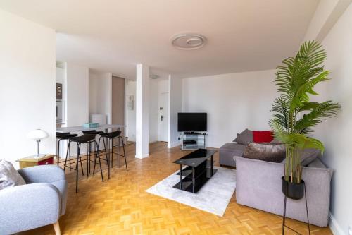 Appartement Boieldieu - Welkeys - Tap to explore photos