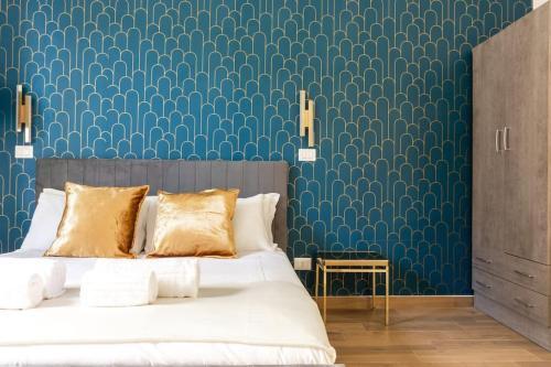 serendipity vatican door house