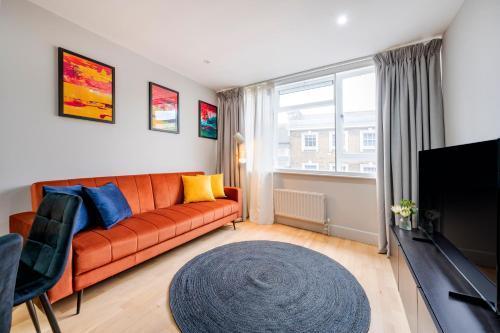 Welcome London The Garrick Room Type - Three-Bedroom Apartment