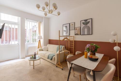 Calm and cozy flat - Central location - Tap to explore photos