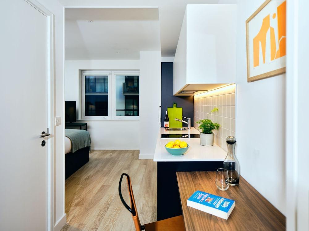 Vertus Edit Canary Wharf Room Type - Comfy Studio