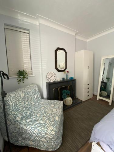 Spacious Double Studio-style room - Tap to explore photos