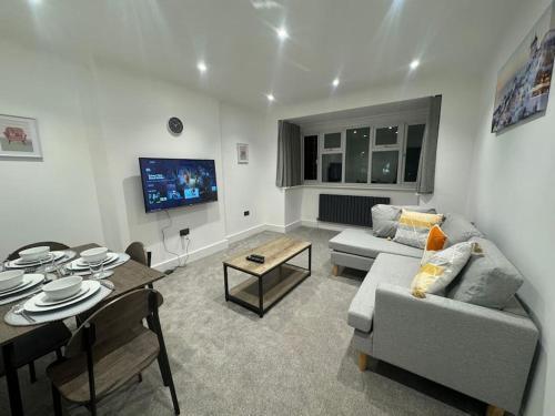Modern 3bed, Garden, Surbiton St