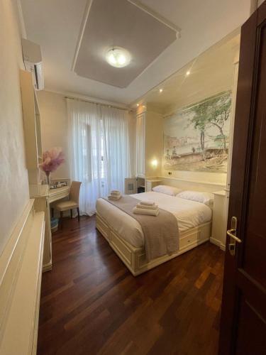 Dama Opera Elegantia Rooms Room Type - Double Room with Private Bathroom Dama Opera Elegantia Rooms Room Type - Double Room with Private Bathroom
