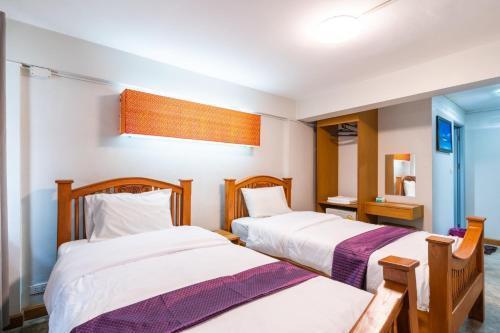 GO INN Khaosan Road BKK - Grand Palace - Tap to explore photos