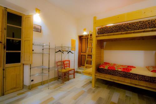 Old Style by the sea, roof terrace with pool and kitchen, Ladispoli - Tap to explore photos
