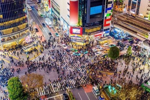 涩谷中心 ! 涩谷十字路口 109 Shibuya scramble crossing 高速无限制网络509 - Tap to explore photos