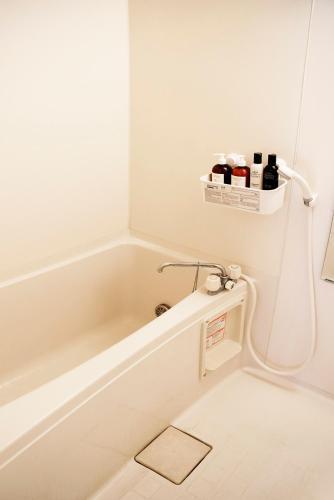 #2 3stops to Shinjuku station stylish spacious studio apartment - Tap to explore photos
