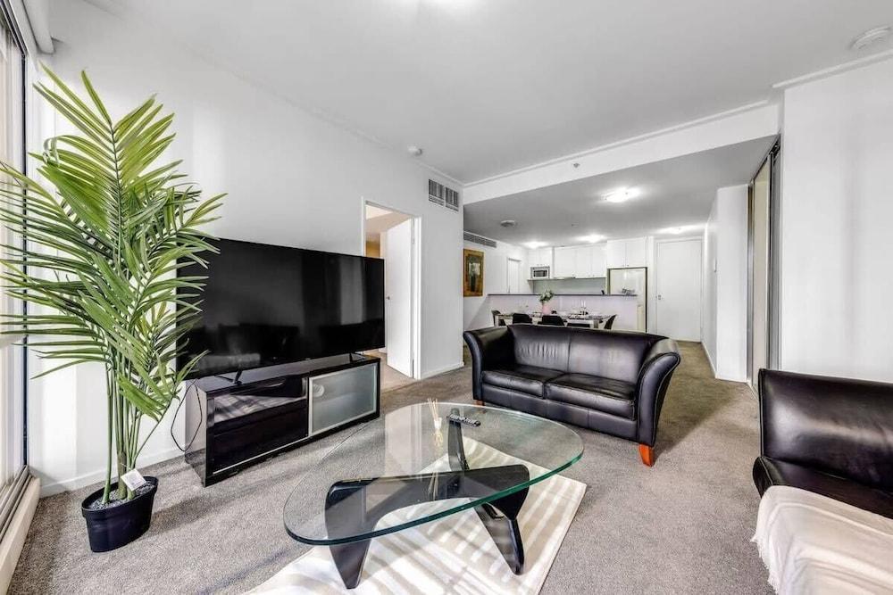 A Comfy 2BR Apt Right Next to Darling Harbour Room Type - Apartment (2 Bedrooms) A Comfy 2BR Apt Right Next to Darling Harbour Room Type - Apartment (2 Bedrooms)