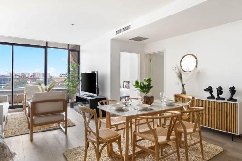 A Lux 2BR Apt Next to Melbourne Uni, Free Parking Room Type - Apartment