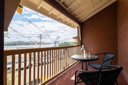 Waterfront - KING Bed Suite @ Rocks Sydney #10A