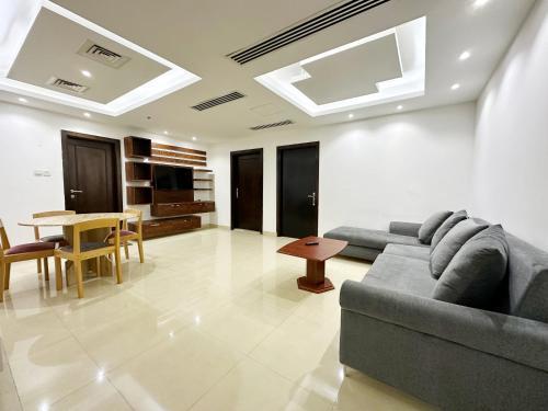 Zenith Smart Vacation Homes Rental - ZENITH TOWER A1 - Tap to explore photos