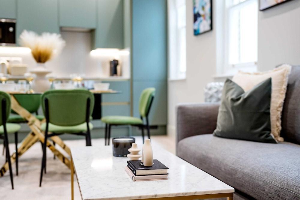 Marble Arch Suites - Tap to explore photos