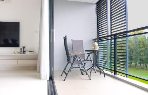 Cassia 3BR Sea View apt by NLA - Tap to explore photos