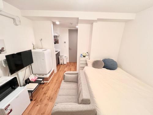 FARE Akihabara - Stylish Spacious Studio 8min from Station 201 - Tap to explore photos