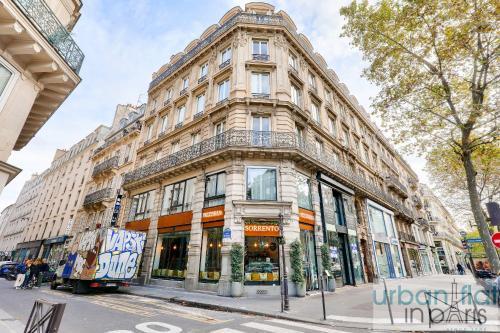 Urban Flat 57 - Luxury 4BDR Parisian Flat in Paris