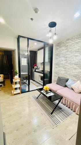 The base Central Pattaya 290 by Numam - Tap to explore photos