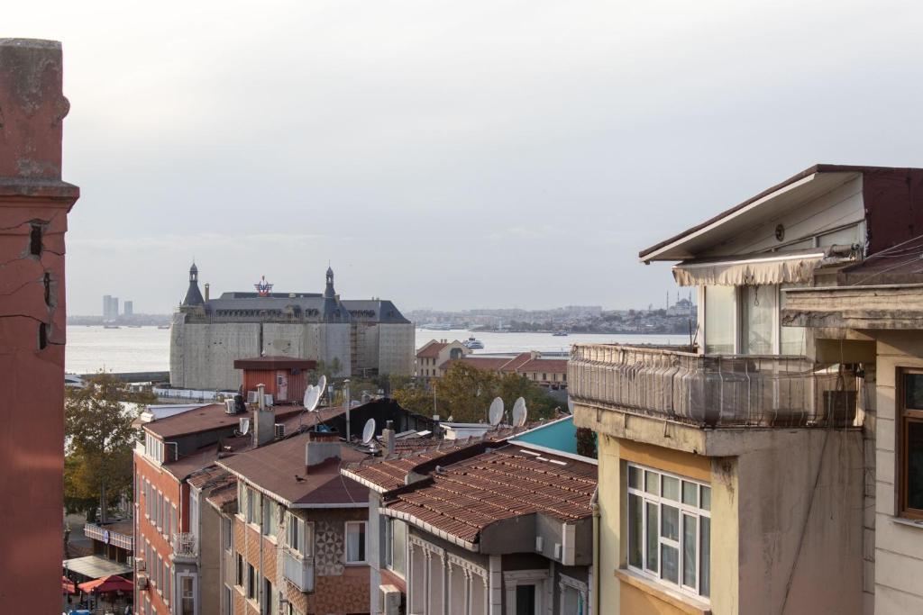 Historic Apartments in Kadıköy Yeldeğirmeni