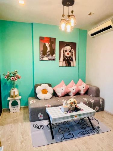 The base Central Pattaya 1098 by Numam - Tap to explore photos