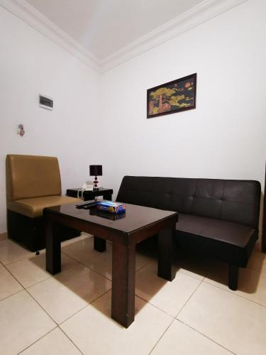 Al Fakher Hotel Apartments & Suites Room Type - Triple Room