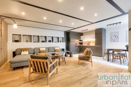 170 - Sublime Flat in Center of Paris - Tap to explore photos