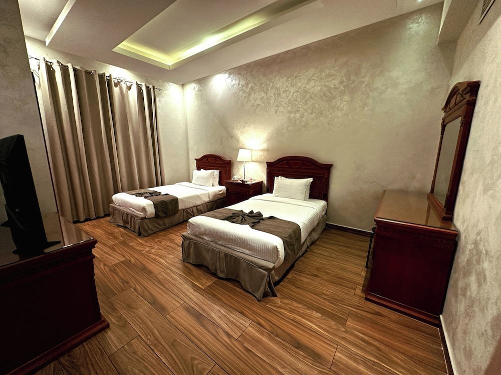 Le Park Hotel Room Type - Deluxe Suite