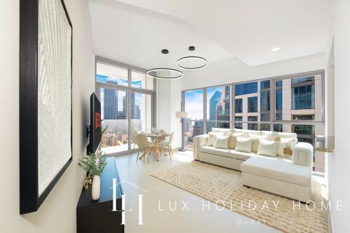 LUX Executive Burj Khalifa View Suite - Tap to explore photos
