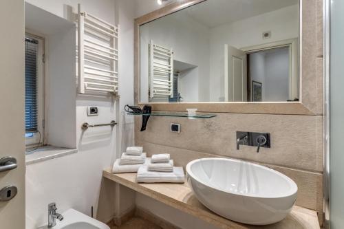Ciancaleoni Gruppo M&L Apartments - Tap to explore photos