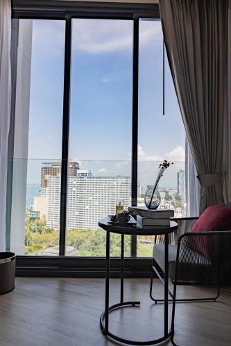 Edge Central Pattaya Sea View - Tap to explore photos