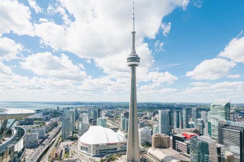 Beautiful Luxurious Modern Condo With Breathtaking Views