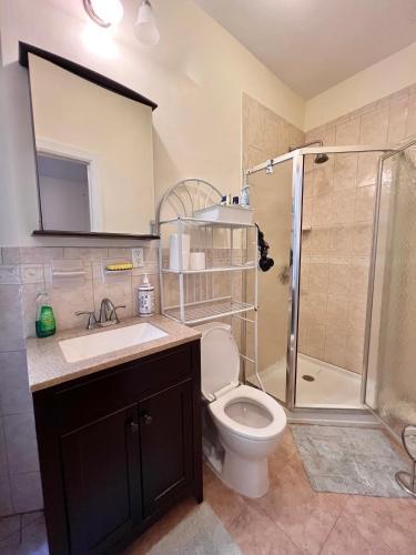 Urban Luxury Hudson River Suite - Tap to explore photos