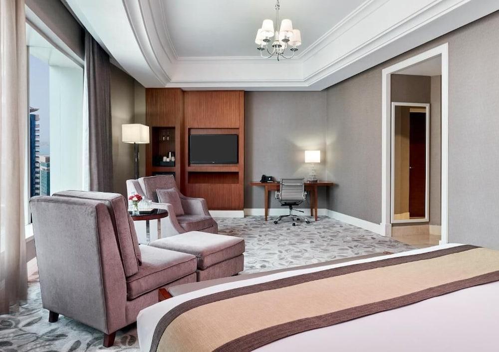 Best Plaza West Bay Room Type - Standard Room, 1 King Bed, Non Smoking, City View