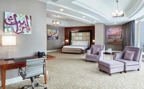 Best Plaza West Bay Room Type - Large Double Room