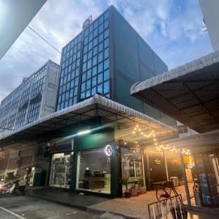 DonMueang station hotel - Tap to explore photos