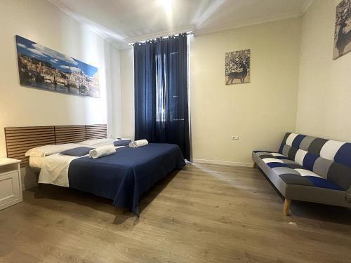 Stephany's Guesthouse - Tap to explore photos