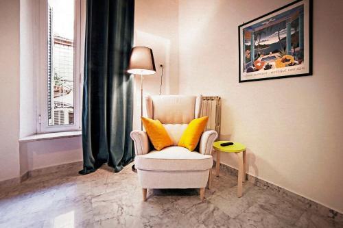 TrastevereHome - Elegant Stay near Villa Farnesina - Tap to explore photos