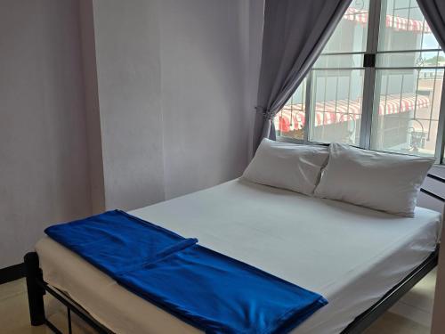 Bella Bella Riverview Room Type - Budget Double Room