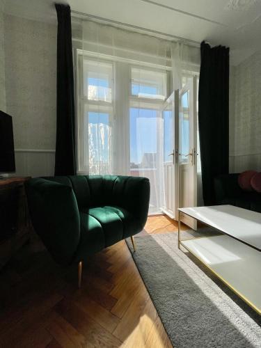 Stupartska - Premium Old Town Residence - Tap to explore photos
